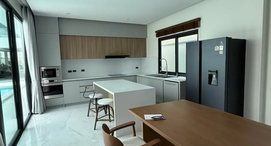 For sale 5 ベッドルーム villa in Mueang Phuket, Phuket