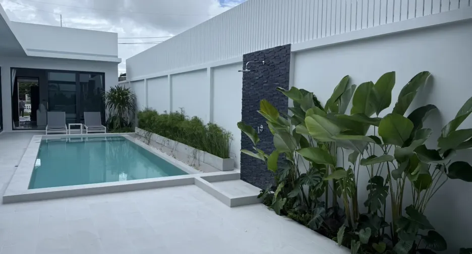 For sale 5 ベッドルーム villa in Mueang Phuket, Phuket