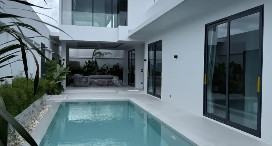 For sale 5 ベッドルーム villa in Mueang Phuket, Phuket