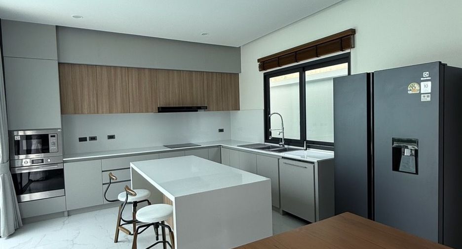 Villa en venta de 5 habitaciones en Mueang Phuket, Phuket