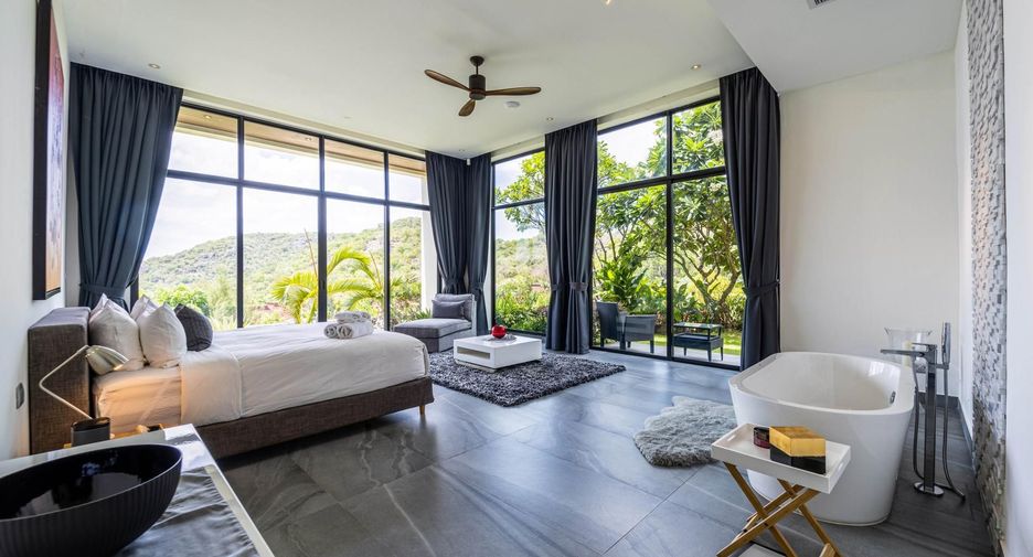 For rent 4 bedrooms villa in Pran Buri, Prachuap Khiri Khan