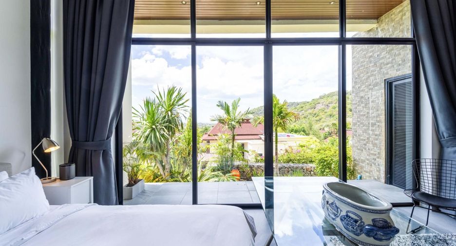 For rent 4 bedrooms villa in Pran Buri, Prachuap Khiri Khan