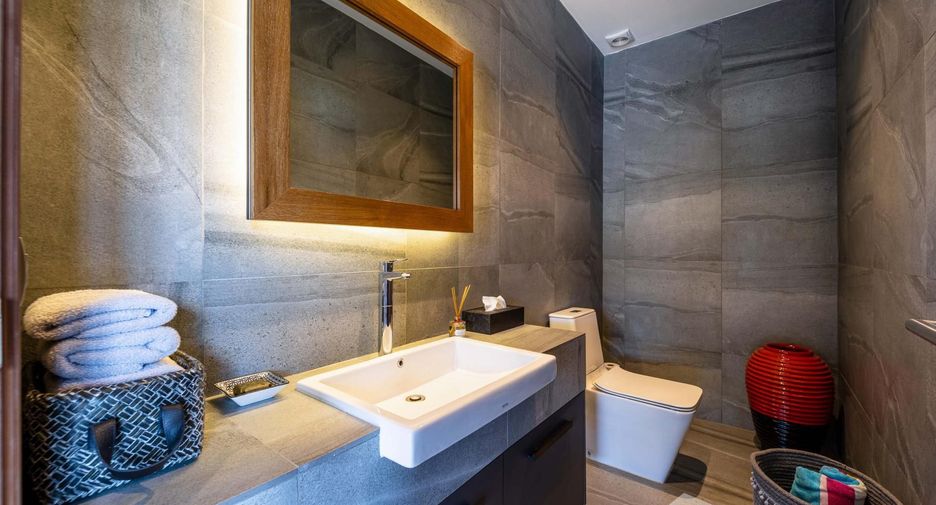 For rent 4 bedrooms villa in Pran Buri, Prachuap Khiri Khan