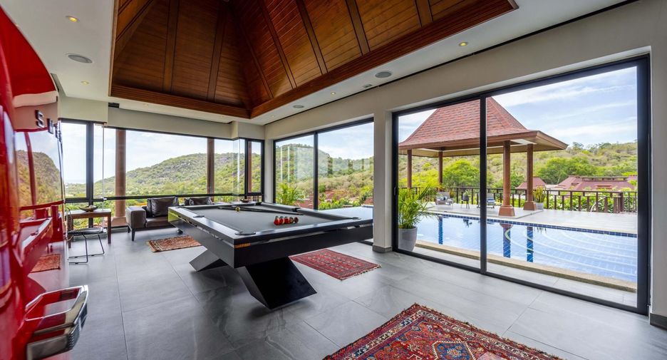 For rent 4 bedrooms villa in Pran Buri, Prachuap Khiri Khan
