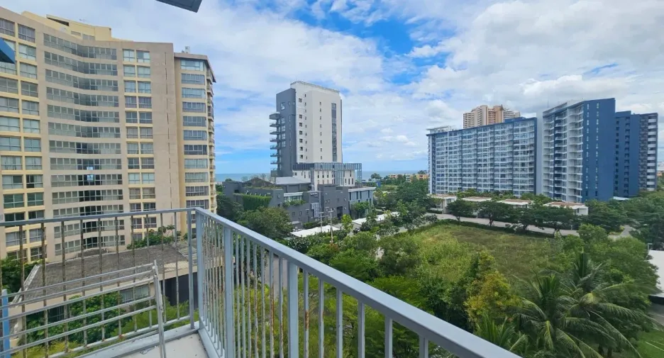 For sale and for rent 2 bedrooms condo in Cha Am, Phetchaburi