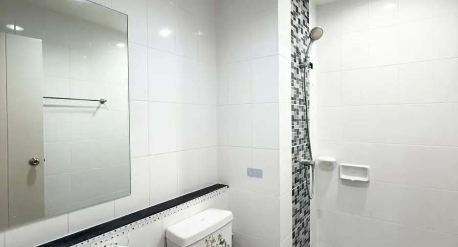 For sale studio condo in Bangkok Yai, Bangkok