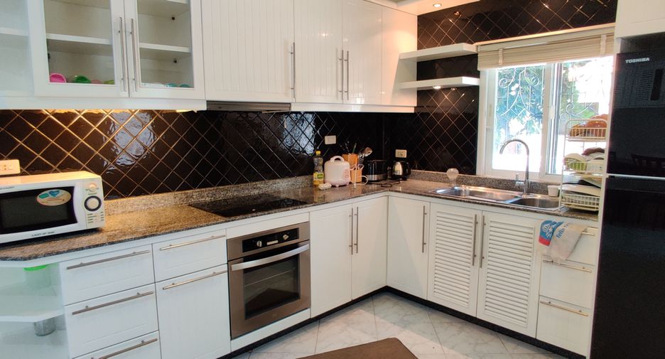 Casa en venta de 3 habitaciones en Cha Am, Phetchaburi
