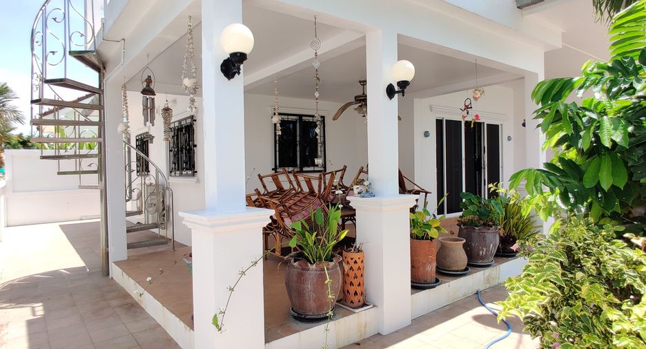 Casa en venta de 3 habitaciones en Cha Am, Phetchaburi