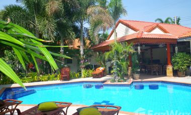 For sale 8 bedrooms villa in Sam Roi Yot, Prachuap Khiri Khan