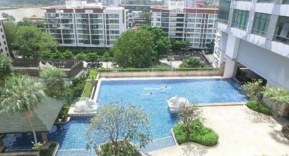 Condo en venta de 4 habitaciones en Sathon, Bangkok