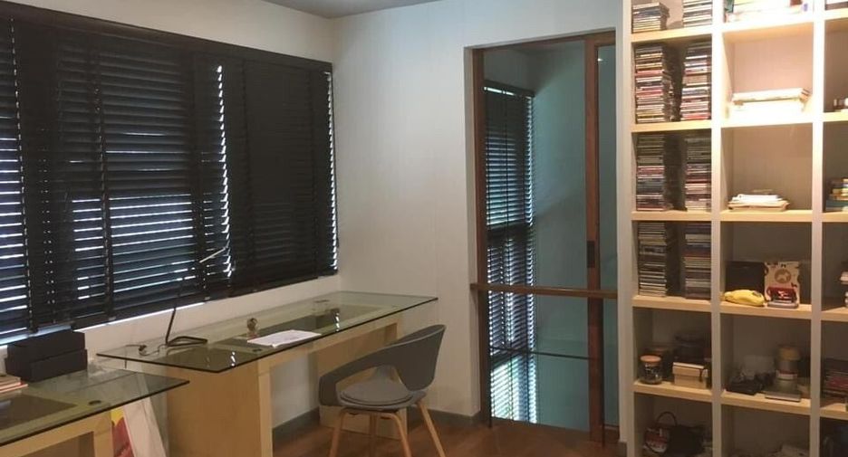 For sale 4 bedrooms house in Bang Saphan, Prachuap Khiri Khan