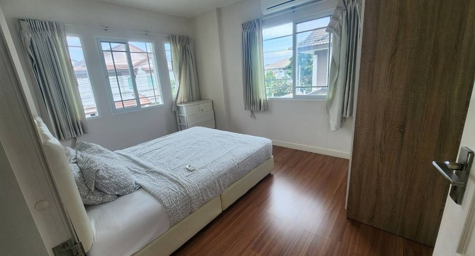 For rent 3 bedrooms house in Mueang Chiang Mai, Chiang Mai