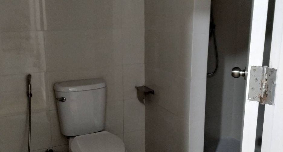 Wohnung zum Kauf mit 3 Zimmer in Watthana, Bangkok