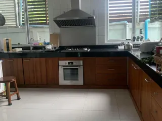 For sale 4 bedrooms house in Bang Kapi, Bangkok
