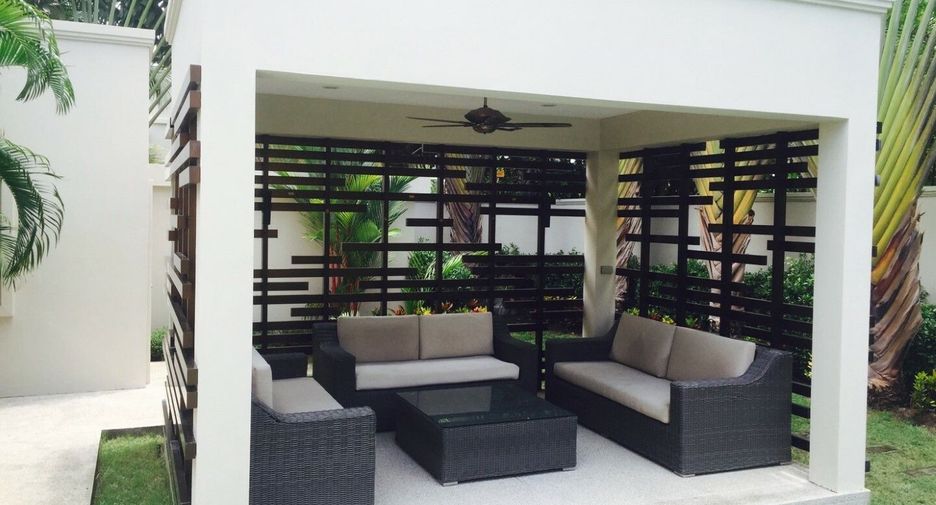 For sale 3 bedrooms villa in Bang Lamung, Chonburi