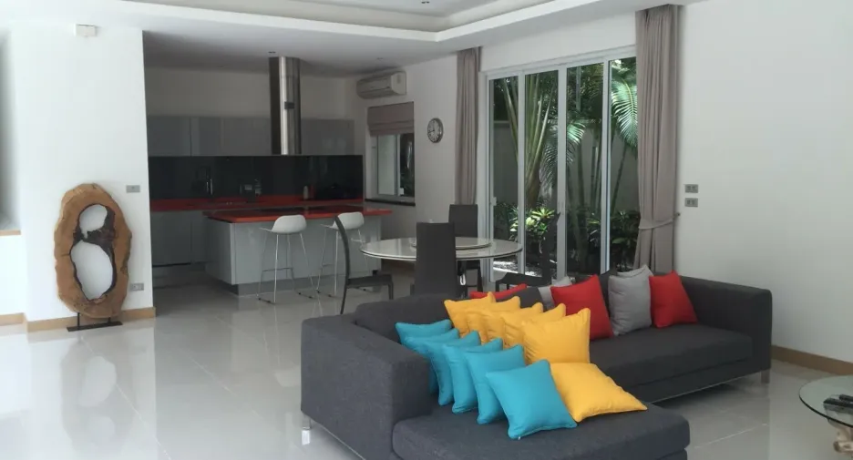 For sale 3 bedrooms villa in Bang Lamung, Chonburi