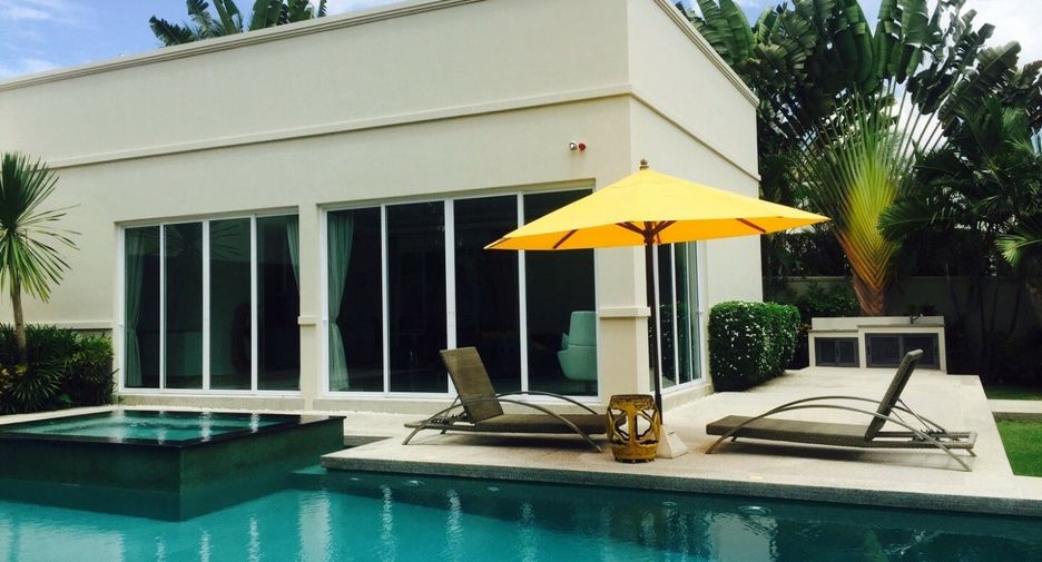 For sale 3 bedrooms villa in Bang Lamung, Chonburi
