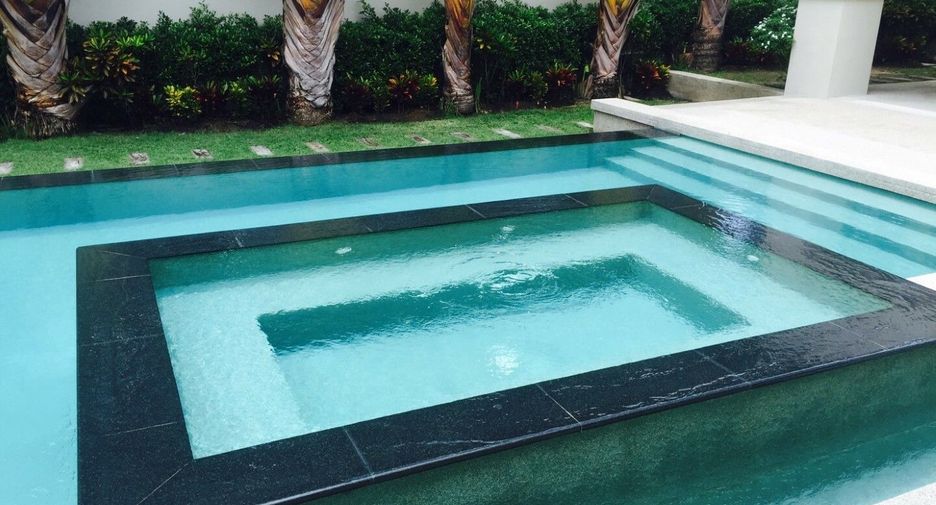 For sale 3 bedrooms villa in Bang Lamung, Chonburi