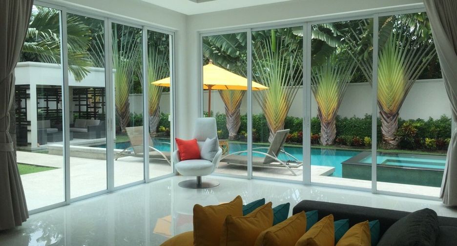For sale 3 bedrooms villa in Bang Lamung, Chonburi