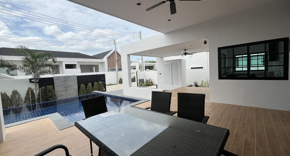 For rent 3 bedrooms villa in Hua Hin, Prachuap Khiri Khan