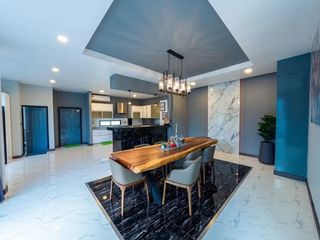 For rent 5 bedrooms villa in Bang Lamung, Chonburi