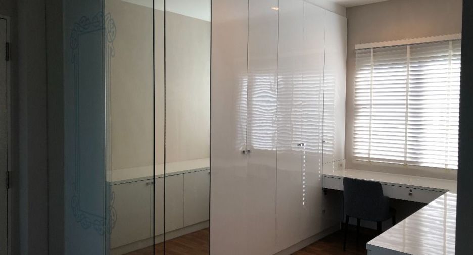 For sale 5 bedrooms house in Prawet, Bangkok