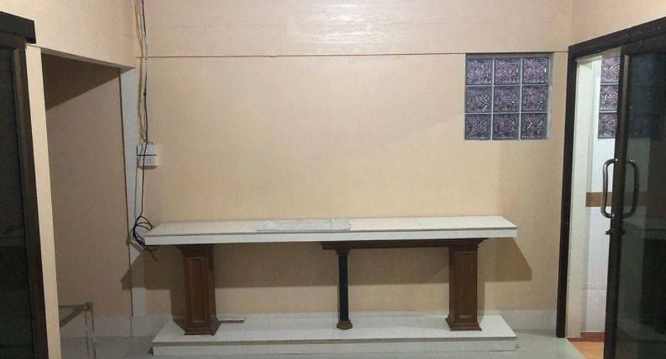 For sale 4 bedrooms house in Bang Lamung, Chonburi