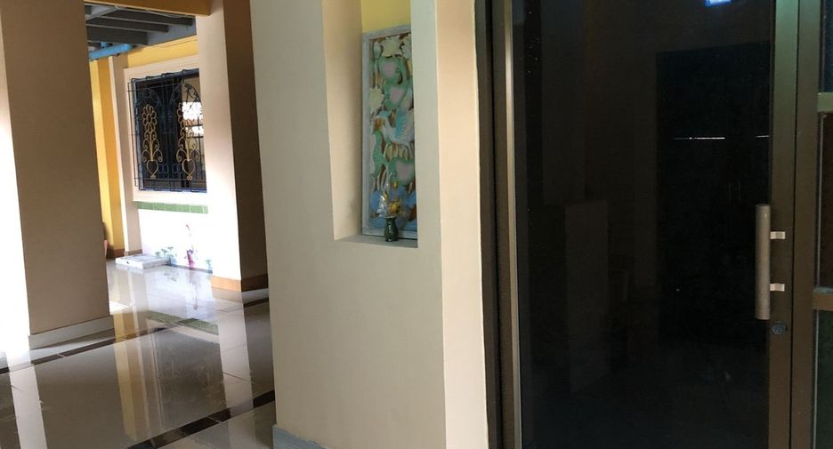 Haus zum Kauf mit 4 Zimmer in Bang Lamung, Chonburi