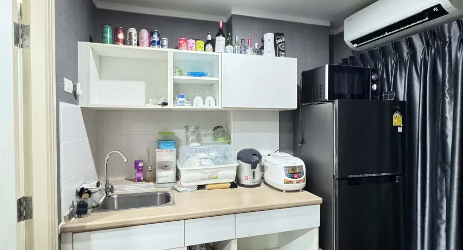 For sale 1 bed condo in Mueang Udon Thani, Udon Thani