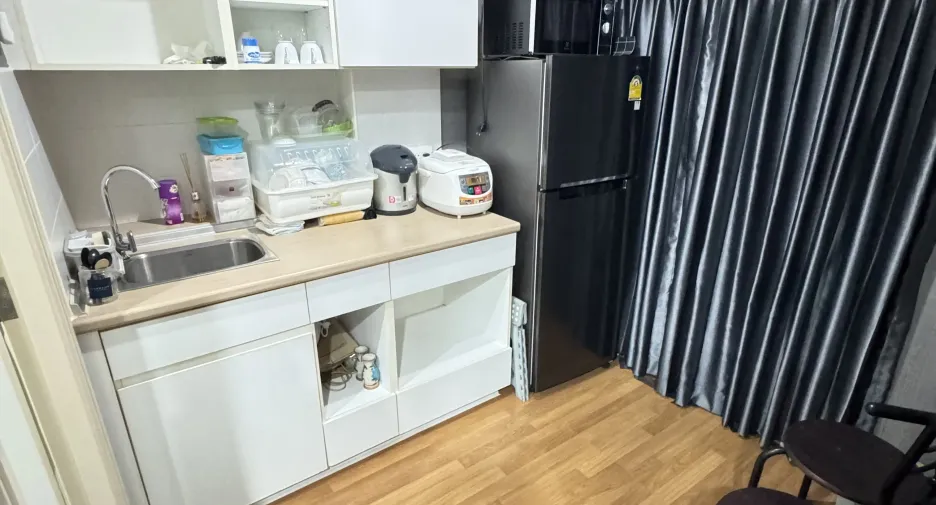 For sale 1 bed condo in Mueang Udon Thani, Udon Thani