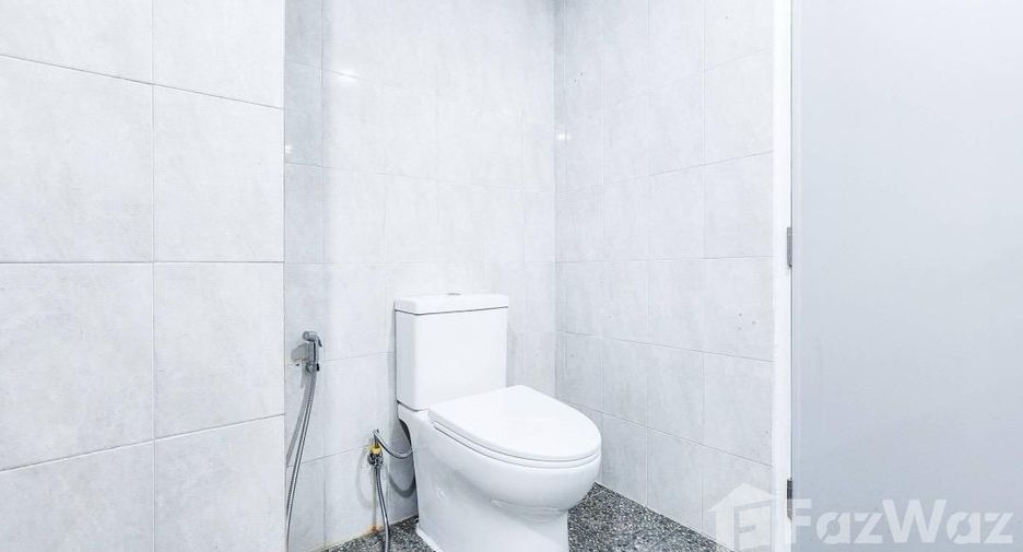 For sale 1 bed condo in Huai Khwang, Bangkok
