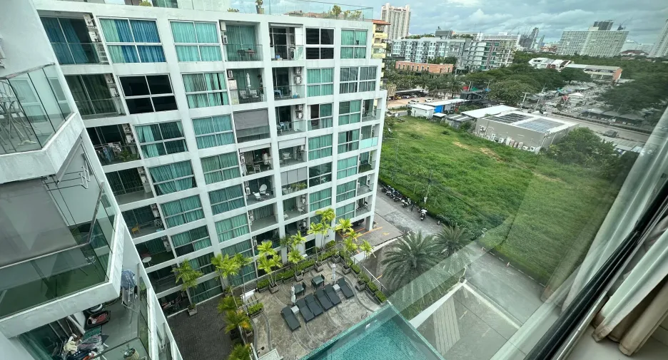For sale 1 bed condo in Bang Lamung, Chonburi