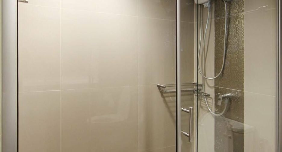 For sale studio condo in Phra Khanong, Bangkok