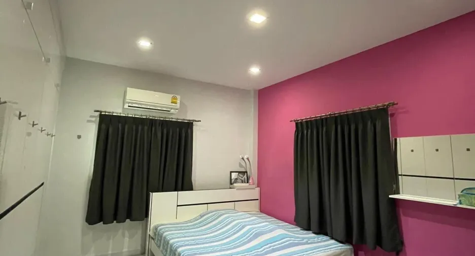 出售 4 卧室 独立屋 在 Bueng Kum, 曼谷