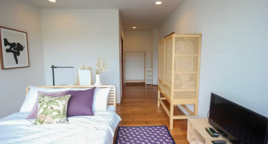 For rent 2 bedrooms condo in Hua Hin, Prachuap Khiri Khan