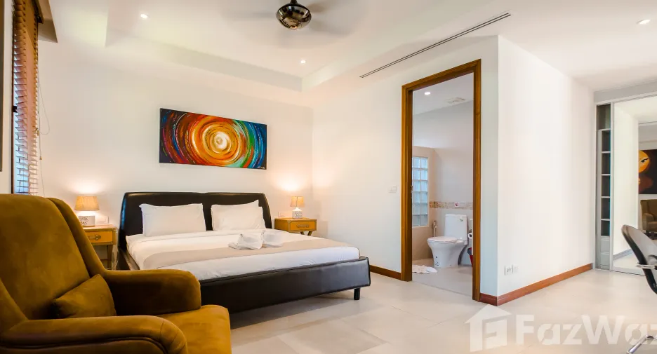 For sale and for rent 4 bedrooms villa in Thalang, Phuket