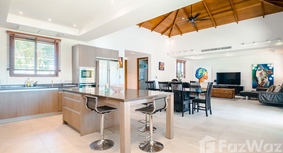 For sale and for rent 4 bedrooms villa in Thalang, Phuket