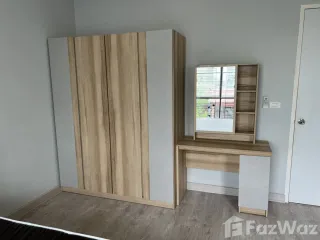 Casa adosada en alquiler de 2 habitaciones en Phutthamonthon, Nakhon Pathom