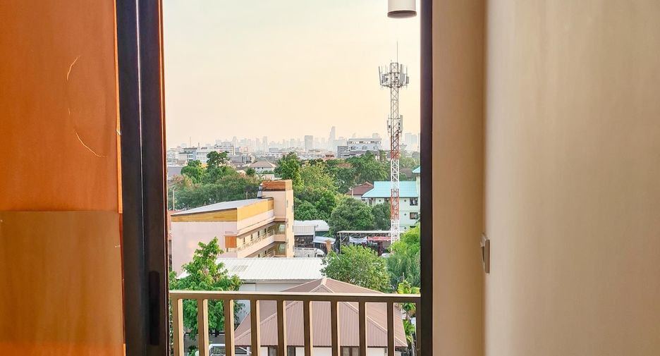 For sale 2 bedrooms condo in Suan Luang, Bangkok