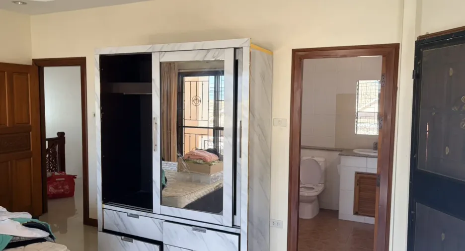 For sale and for rent 3 bedrooms house in Bang Lamung, Chonburi