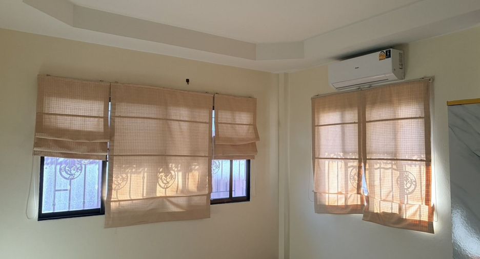 出售 和 出租 3 卧室 独立屋 在 Bang Lamung, Chon Buri