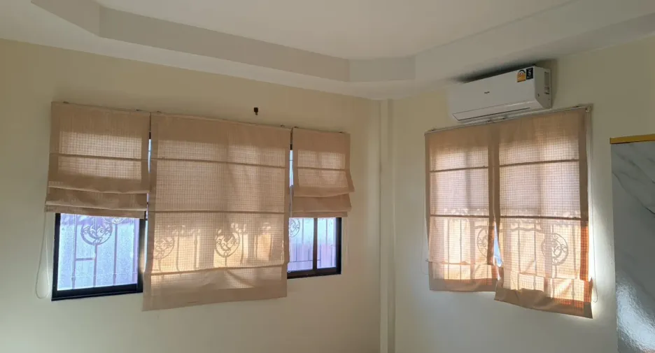 For sale and for rent 3 bedrooms house in Bang Lamung, Chonburi