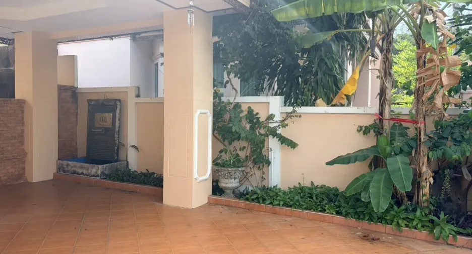 For sale and for rent 3 bedrooms house in Bang Lamung, Chonburi