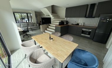 Casa adosada en venta y en alquiler de 2 habitaciones en Thalang, Phuket