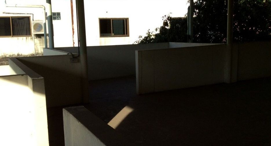 Haus zum Kauf mit 3 Zimmer in Bang Lamung, Chonburi