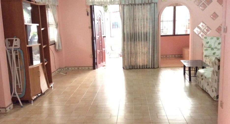Haus zum Kauf mit 3 Zimmer in Bang Lamung, Chonburi