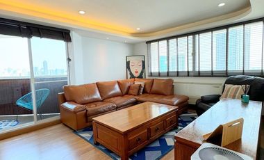 For sale 3 bedrooms condo in Watthana, Bangkok