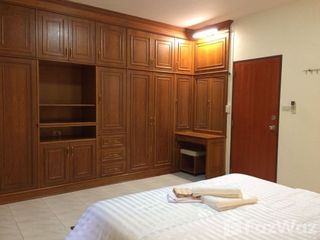 Reihenhaus zum Kauf und zur Miete mit 2 Zimmer in Kathu, Phuket