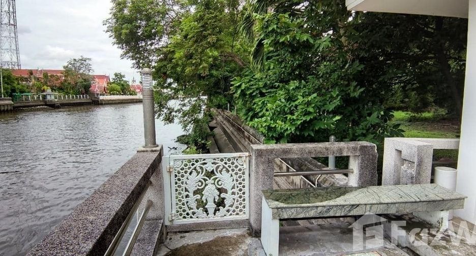 For sale 5 bedrooms house in Bangkok Noi, Bangkok