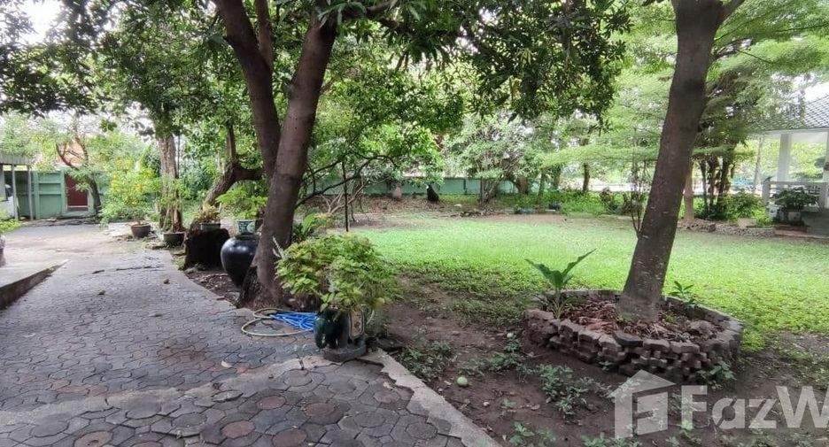 For sale 5 bedrooms house in Bangkok Noi, Bangkok